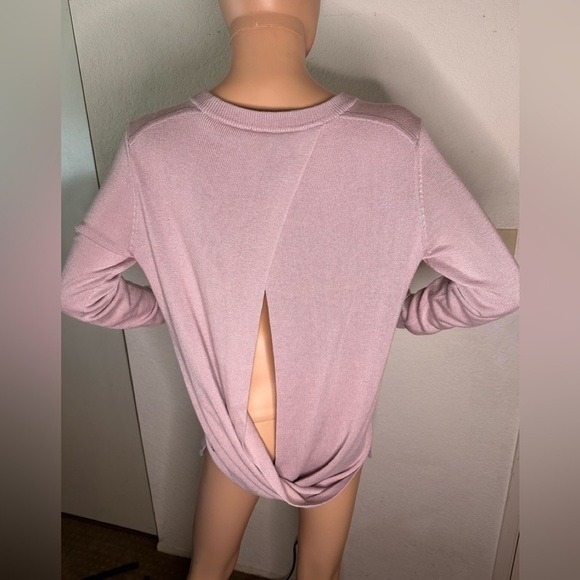 LULULEMON Bring It Backbend Sweater Porcelain Pink Size 4 EUC - Picture 3 of 4